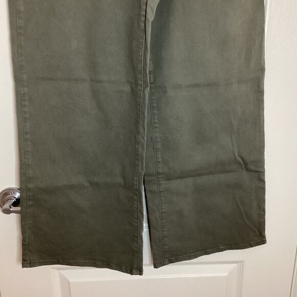 1822 Denim Women's Straight Wide Straight Leg Pants Size 8 Pockets Stretchy - Picture 3 of 10